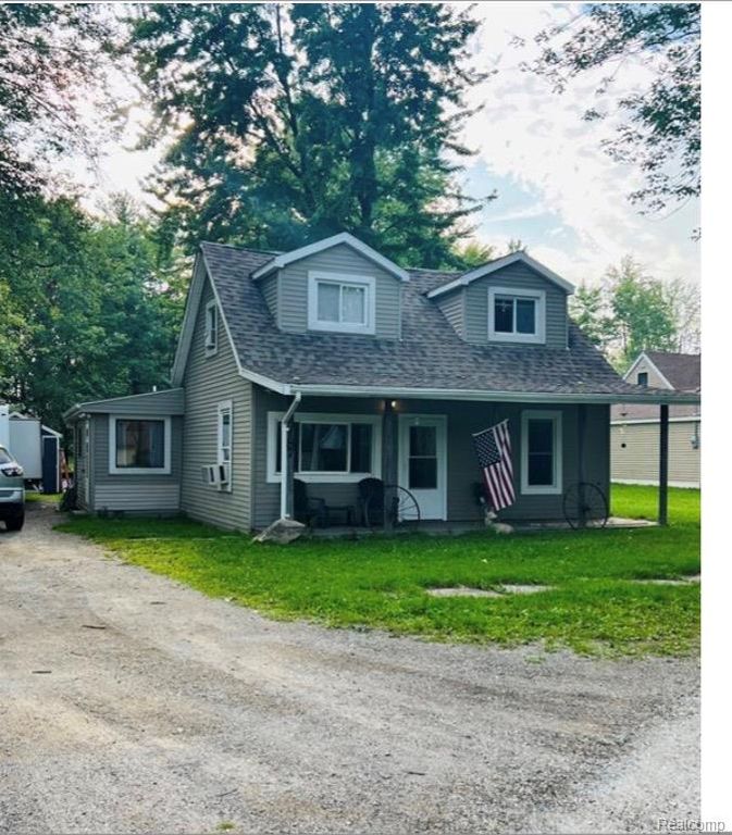 3187 2nd Street, Emmett Village, MI 48022