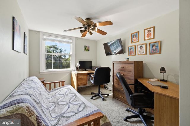 113 LOMBARDY DR, Wallingford, PA 19086