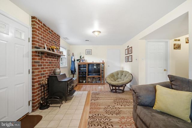 113 LOMBARDY DR, Wallingford, PA 19086