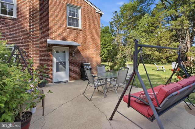 113 LOMBARDY DR, Wallingford, PA 19086