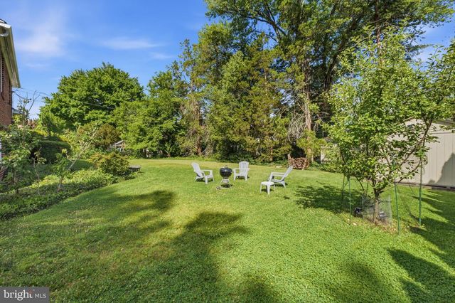 113 LOMBARDY DR, Wallingford, PA 19086