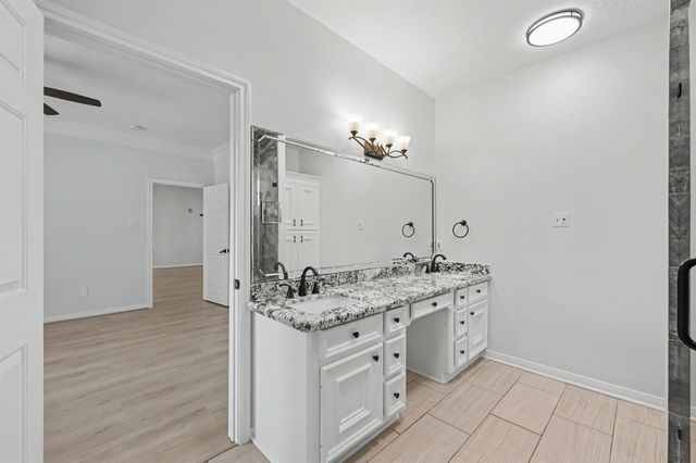 12961 Pelican Boulevard, Willis, TX 77318