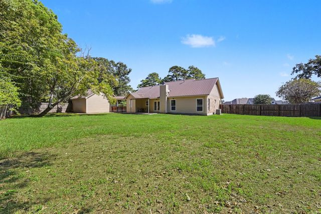 12961 Pelican Boulevard, Willis, TX 77318