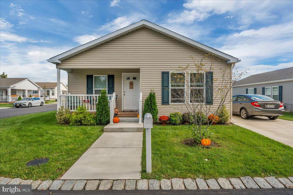 1024 BERGEN AVE #1024, WILLIAMSTOWN, NJ 08094 — exterior