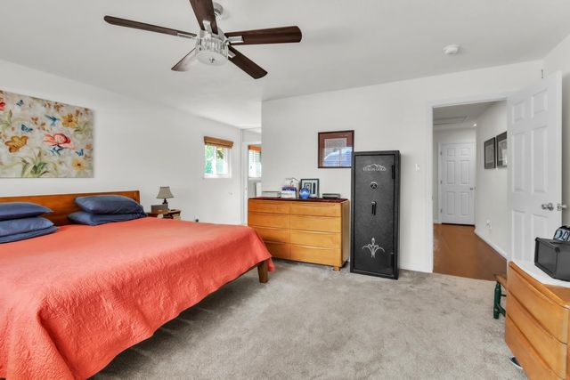 7825 Palmyra Dr, Fair Oaks, CA 95628