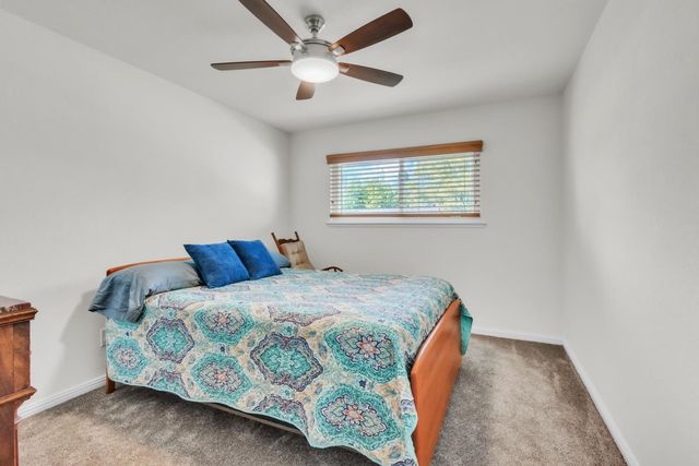 7825 Palmyra Dr, Fair Oaks, CA 95628