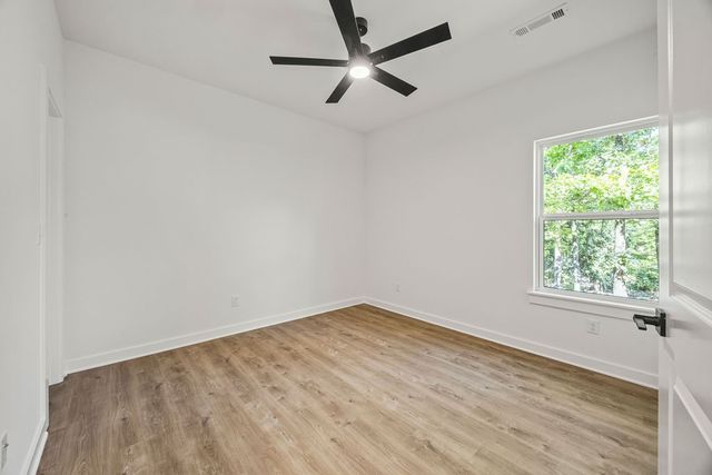 1 Boswell Drive, Bella Vista, AR 72715