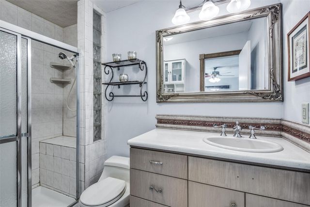 6607 Roundrock Road, Dallas, TX 75248