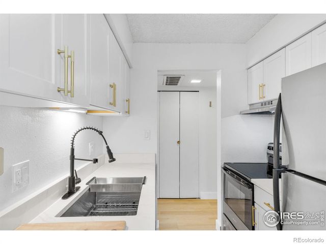 7755 E Quincy Avenue 303, Denver, CO 80237