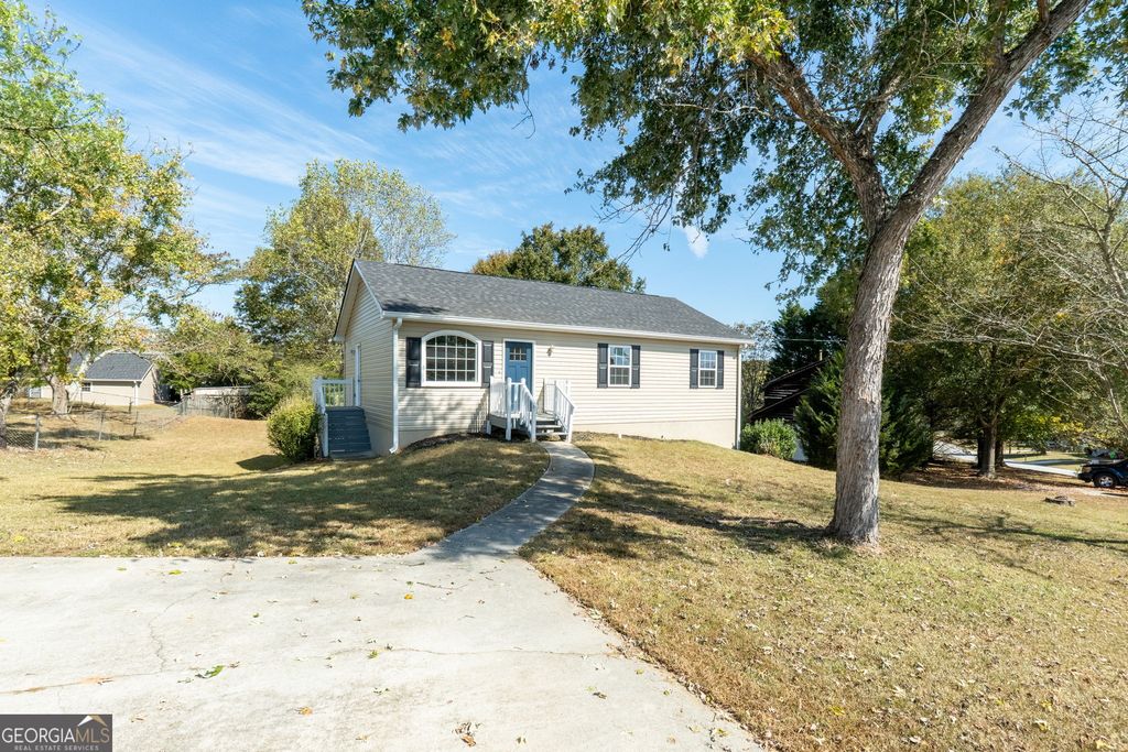 1432 Almand Creek Drive SW, Conyers, GA 30094