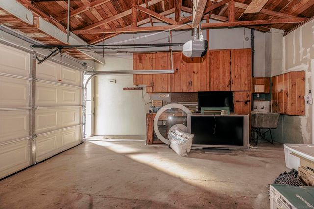 6266 68 Stewart St, San Diego, CA 92115