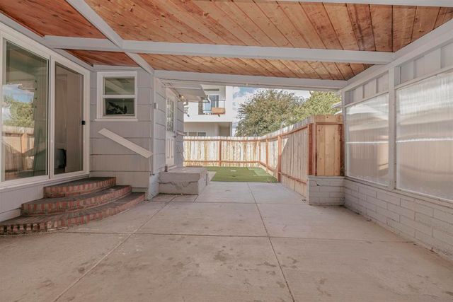 6266 68 Stewart St, San Diego, CA 92115