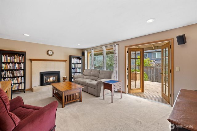 11626 111th Avenue NE, Kirkland, WA 98034