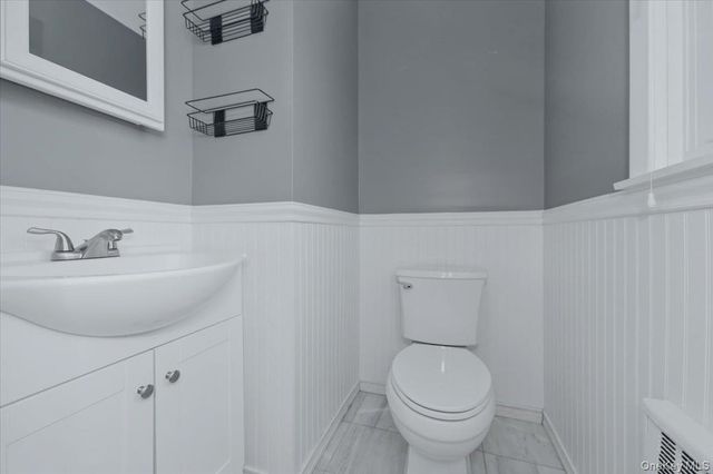 98 Nassau Road 2, Huntington, NY 11743