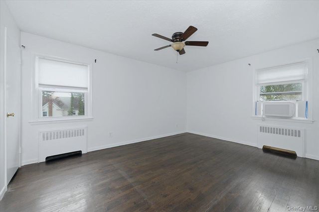 98 Nassau Road 2, Huntington, NY 11743