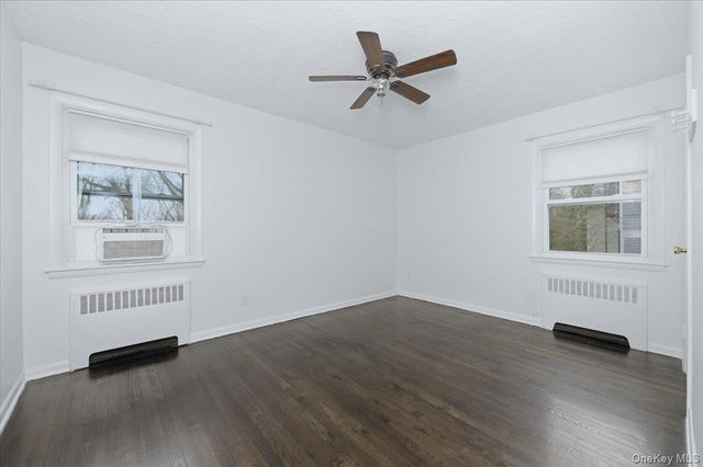 98 Nassau Road 2, Huntington, NY 11743