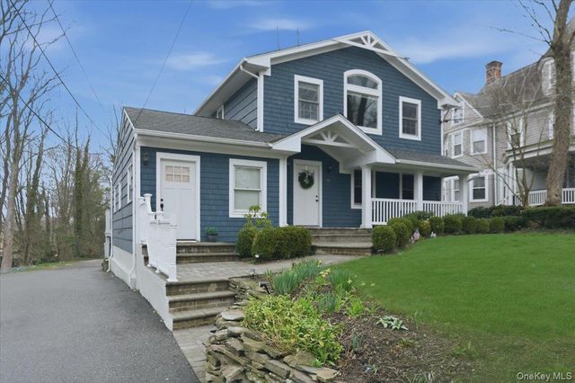 98 Nassau Road 2, Huntington, NY 11743