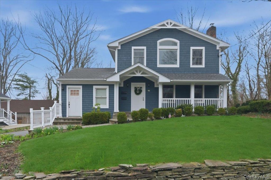 98 Nassau Road 2, Huntington, NY 11743