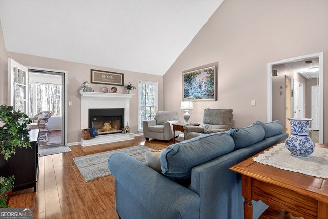 145 Adams Court, Fayetteville, GA 30214