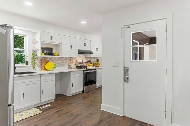 204 Montis Drive, Greenville, SC 29617