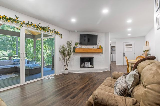 204 Montis Drive, Greenville, SC 29617