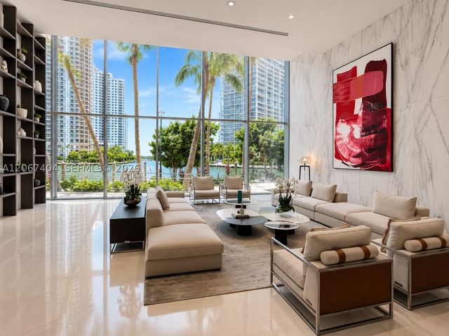 300 Biscayne Boulevard Way 2609W, Miami, FL 33131