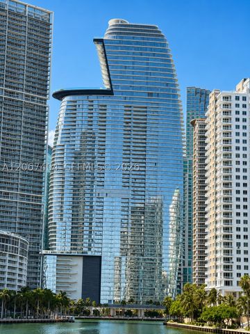 300 Biscayne Boulevard Way 2609W, Miami, FL 33131