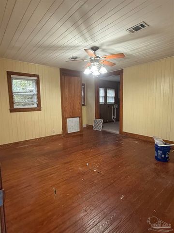 307 E La Rua St, Pensacola, FL 32501