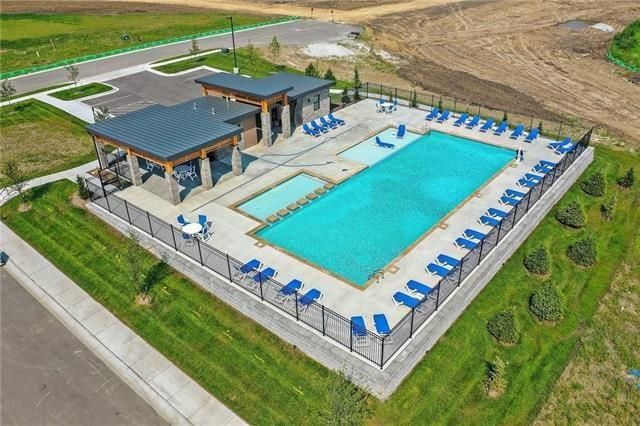 8788 SW 9th Street, Blue Springs, MO 64064