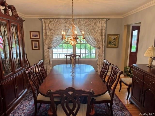 41 Shady Lane, Huntington, NY 11743