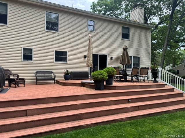 41 Shady Lane, Huntington, NY 11743