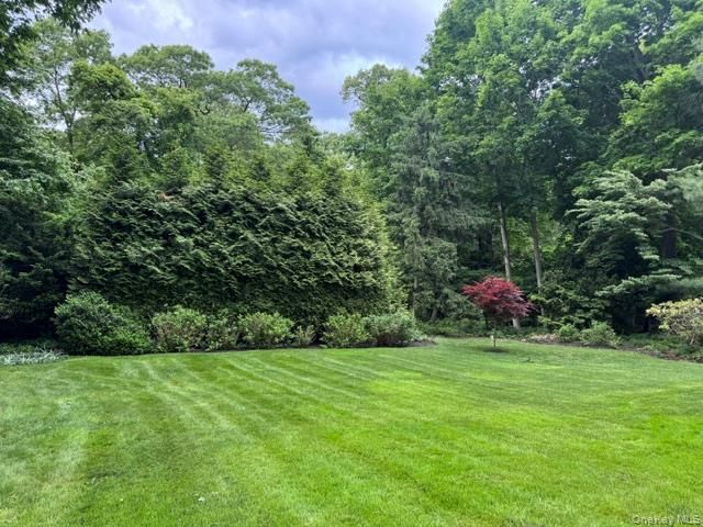 41 Shady Lane, Huntington, NY 11743