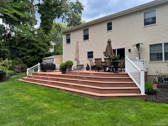 41 Shady Lane, Huntington, NY 11743