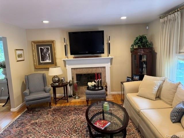 41 Shady Lane, Huntington, NY 11743