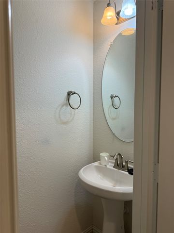 9125 Acre Meadows Lane, Arlington, TX 76002