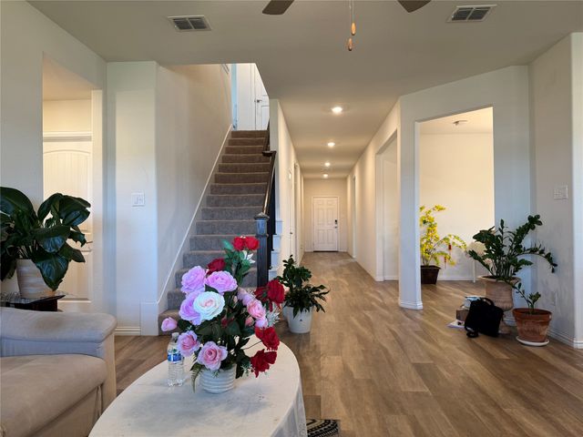 9125 Acre Meadows Lane, Arlington, TX 76002