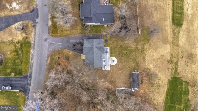 35511 GOLF COURSE DR, Mechanicsville, MD 20659