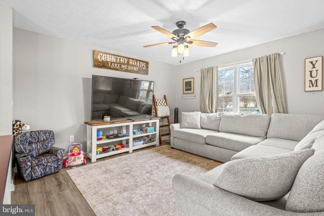 35511 GOLF COURSE DR, Mechanicsville, MD 20659