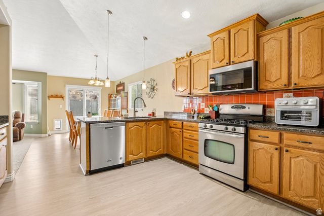 7363 N UTE DR, Eagle Mountain, UT 84005