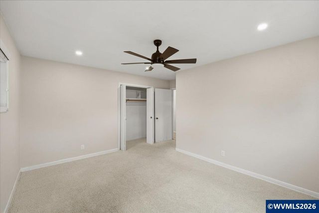 3146 South Shore Dr SE, Albany, OR 97322