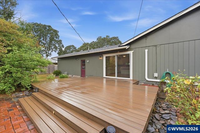 3146 South Shore Dr SE, Albany, OR 97322