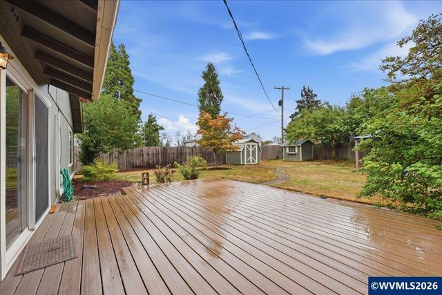 3146 South Shore Dr SE, Albany, OR 97322