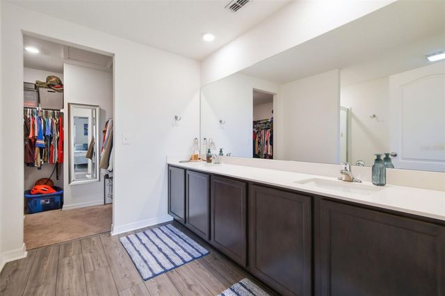 5228 NEW FRIENDSHIP PLACE, Tampa, FL 33619