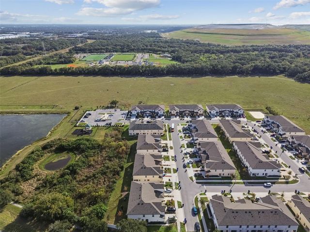 5228 NEW FRIENDSHIP PLACE, Tampa, FL 33619