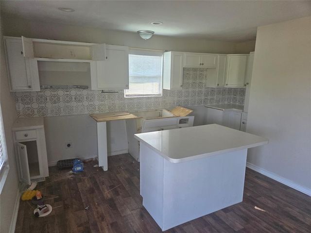 6403 O Brien Street, Hitchcock, TX 77563