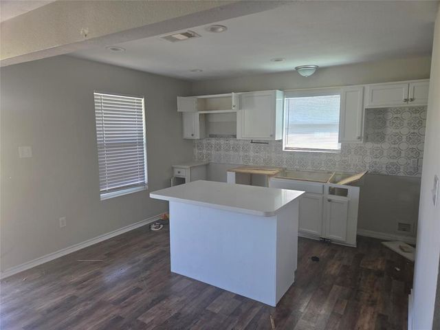 6403 O Brien Street, Hitchcock, TX 77563