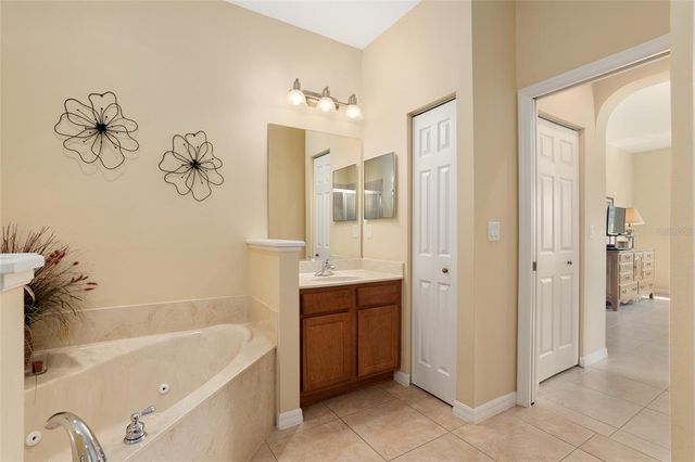9274 SW 94TH LOOP, Ocala, FL 34481