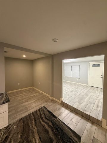 430 Sedgwick Drive, Houston, TX 77076