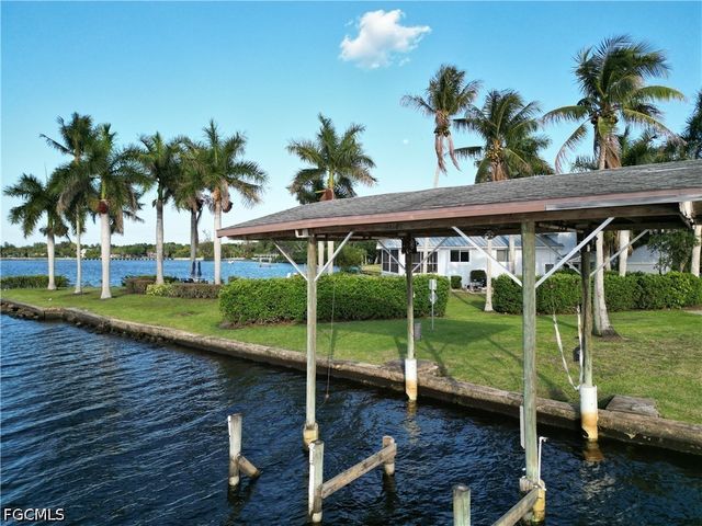 4567 E Riverside DR, Fort Myers, FL 33905