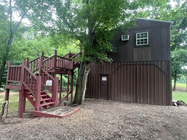 590 TOWBOAT LN, Adamsville, TN 38310